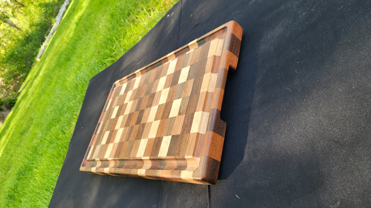 No.18 Multi-Hardwood Cutting Board