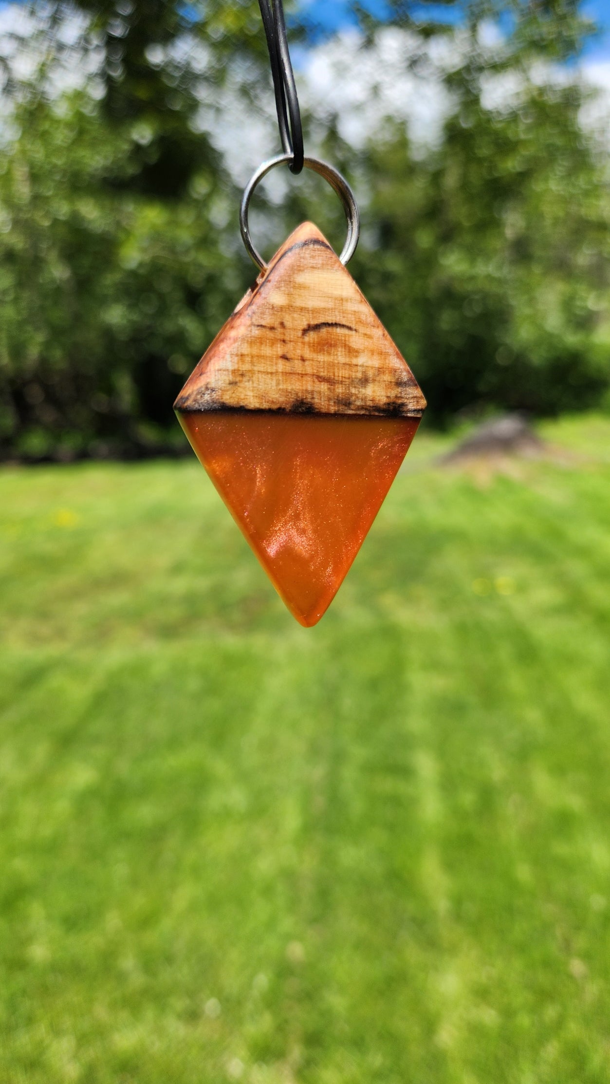 No.35 live edge maple and resin keychain