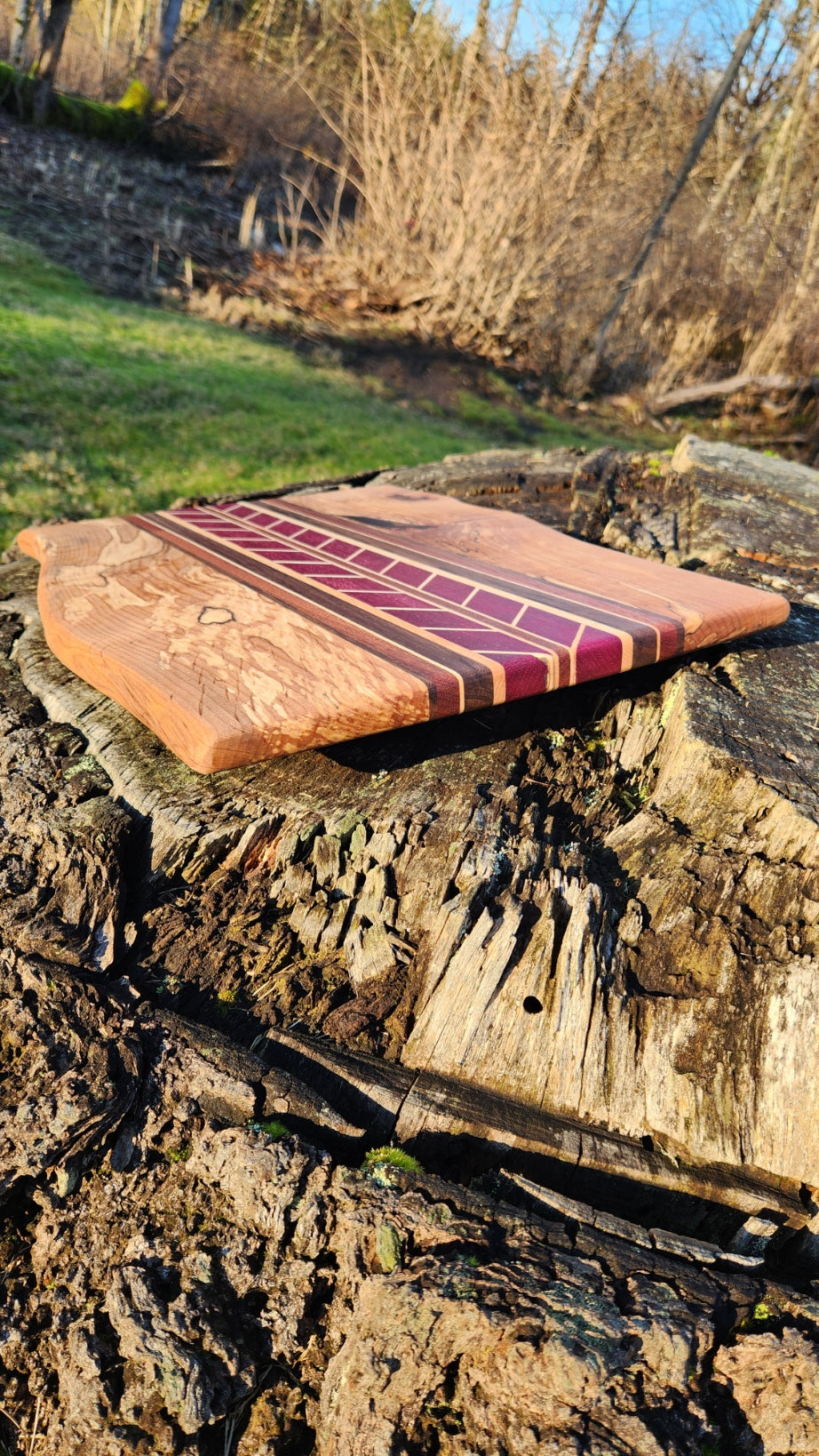 No.21 Live edge maple w/chevron design cutting board