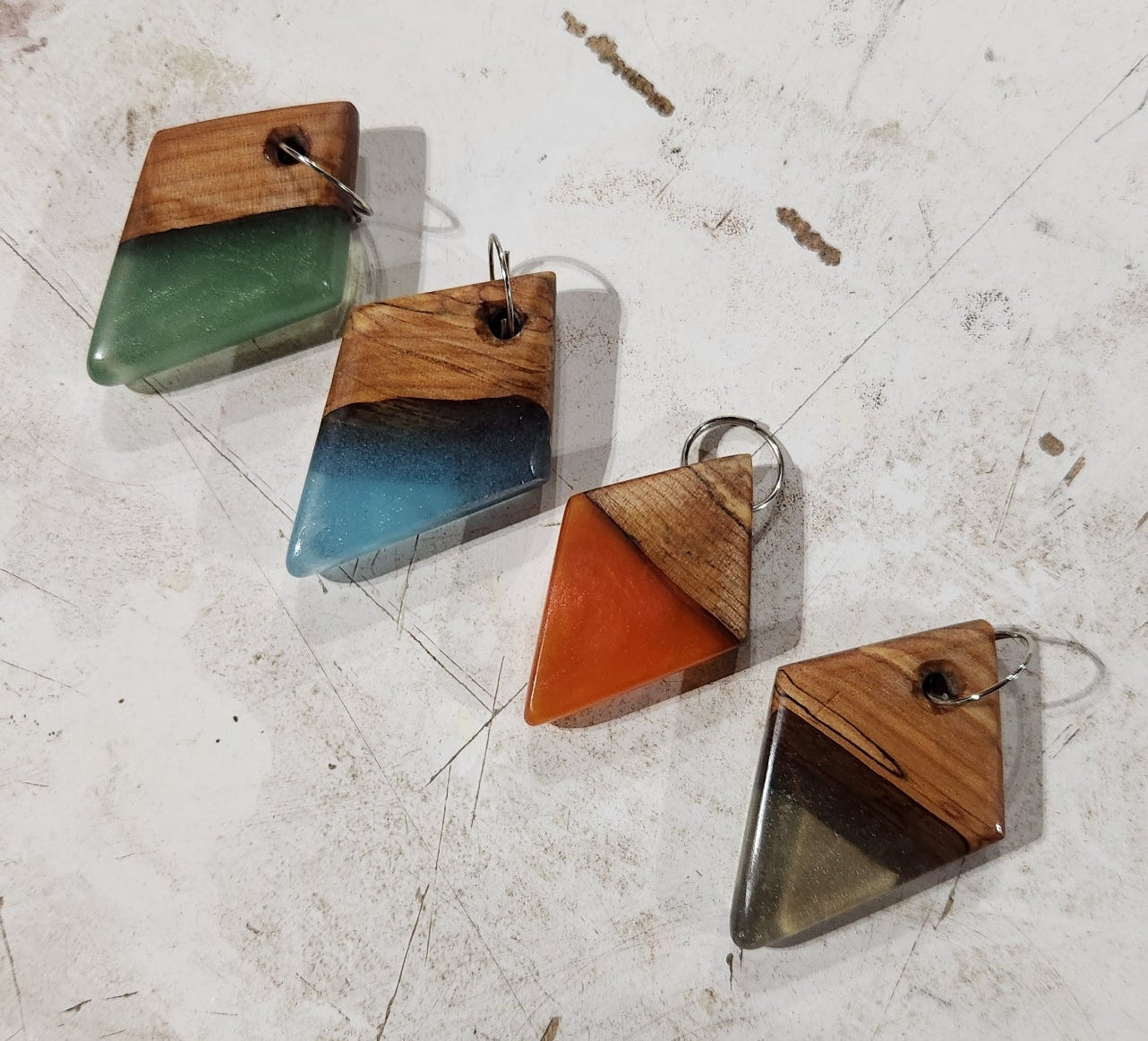 No.35 live edge maple and resin keychain